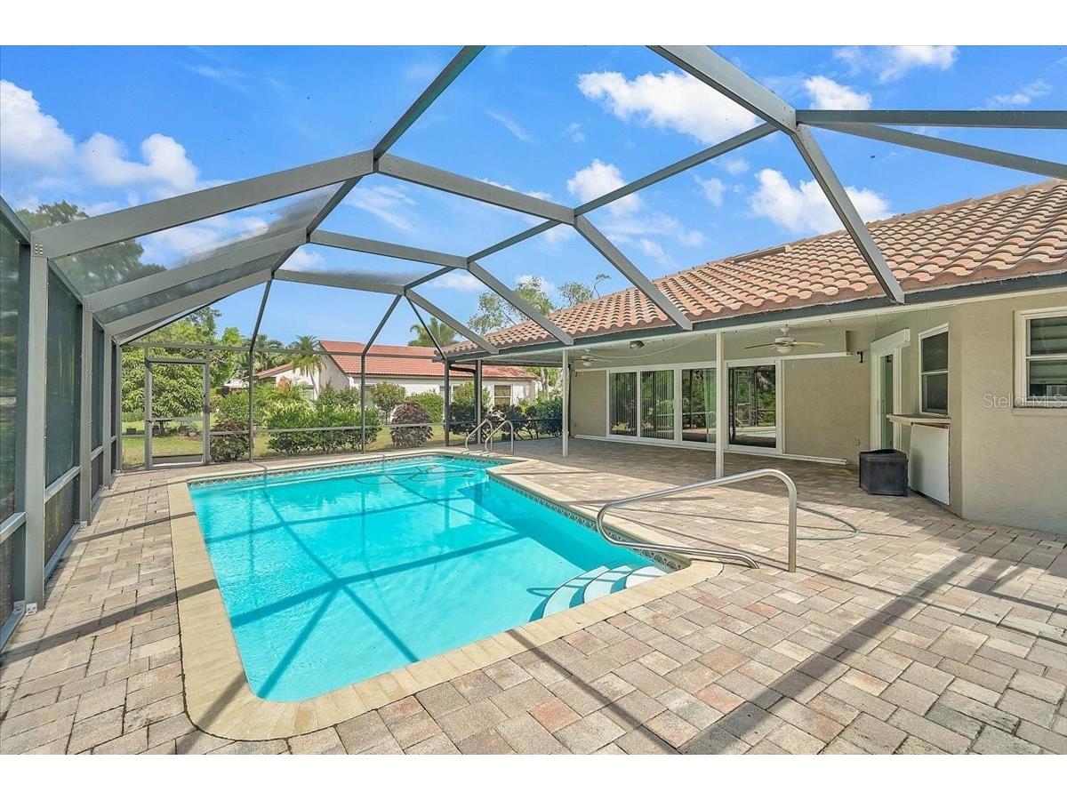 426 Whitfield Avenue Sarasota FL 34243 A4697567 image37