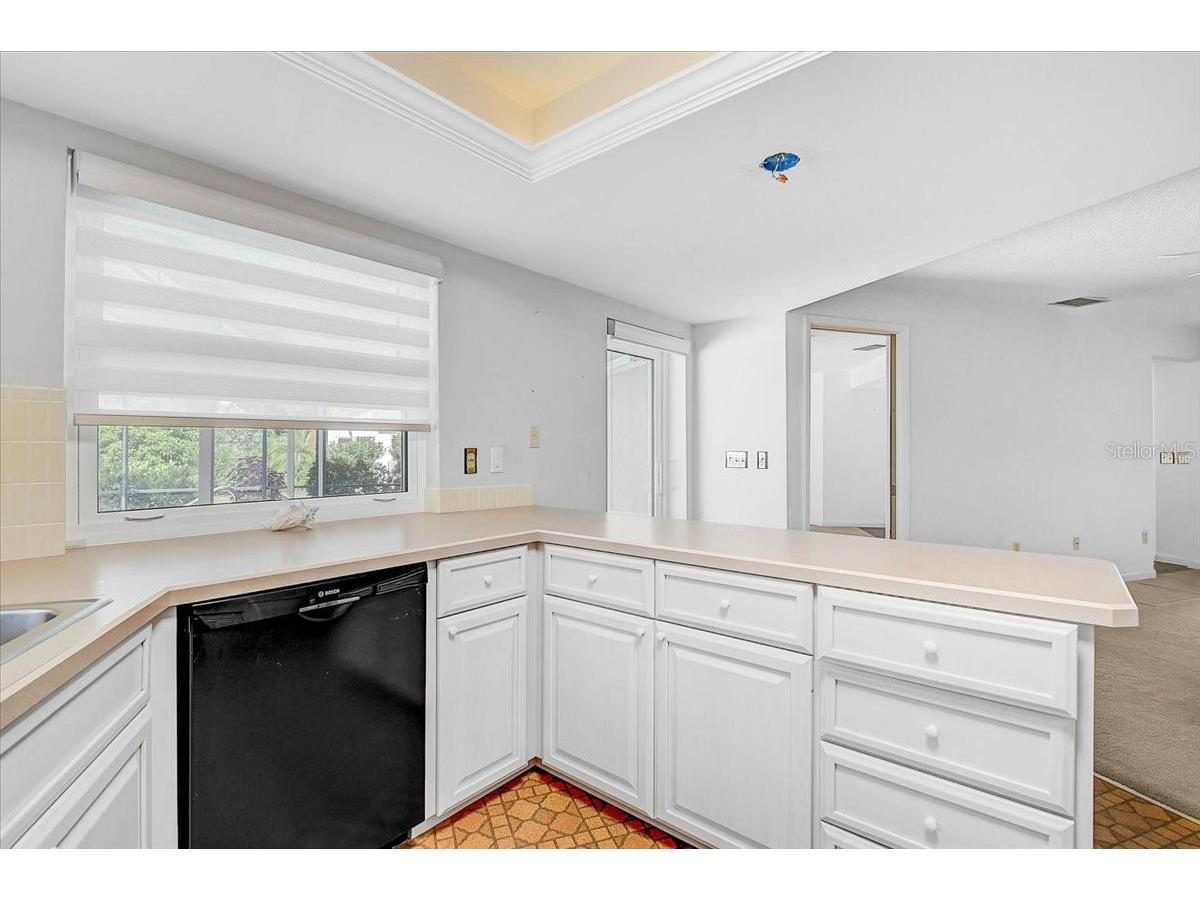 426 Whitfield Avenue Sarasota FL 34243 A4697567 image8