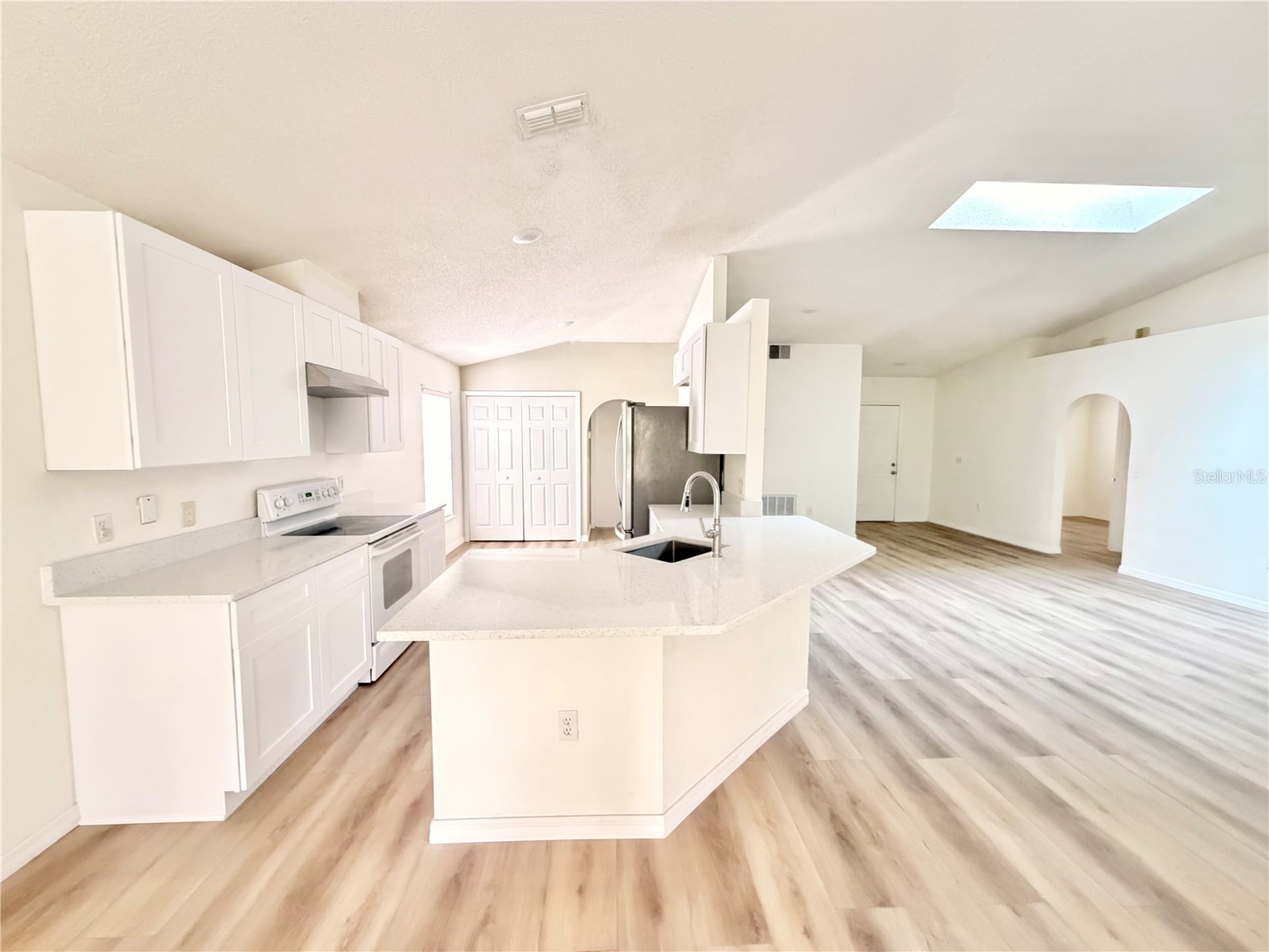 426 Woodbury Pines Circle Orlando FL 32828 O6415487 image4
