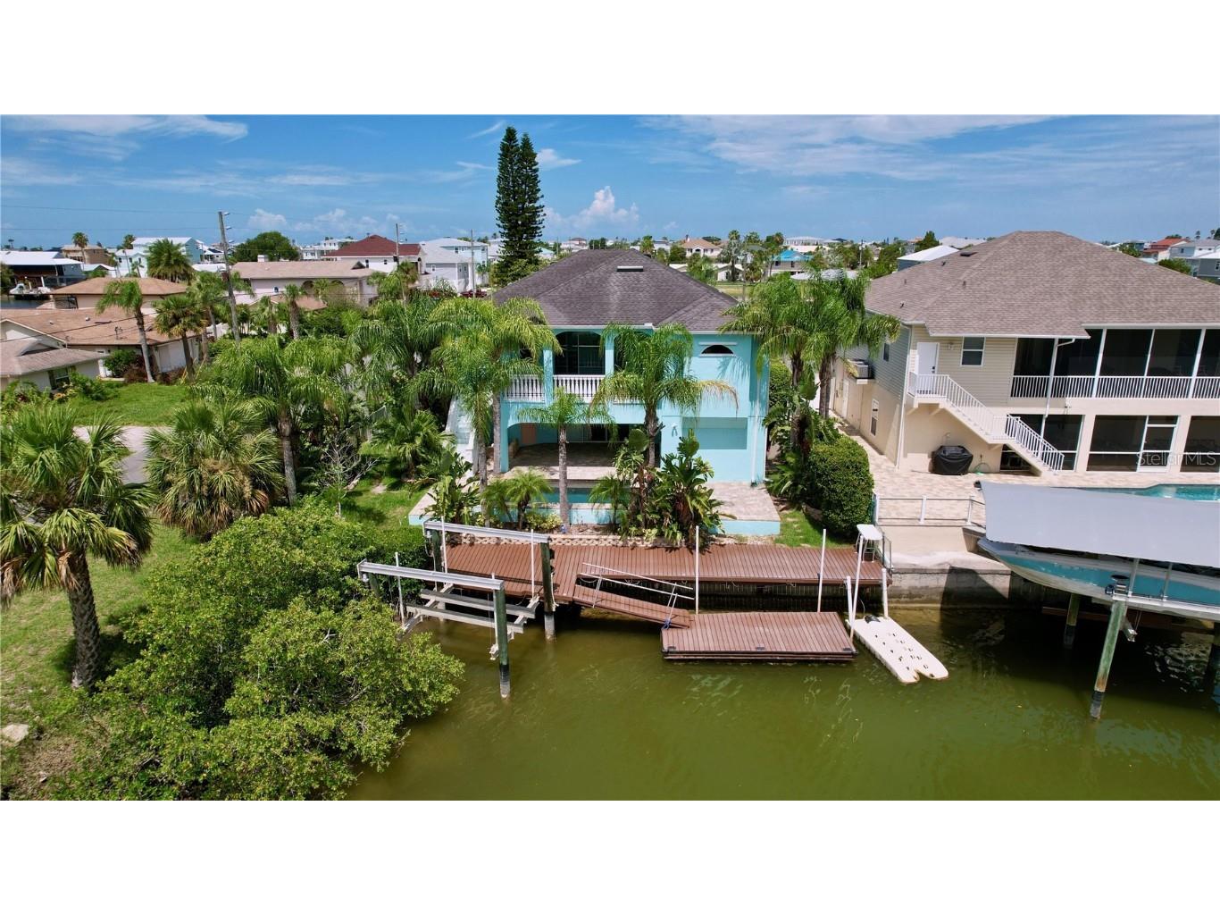 4260 Columbus Drive Hernando Beach FL 34607 W7866581 image1