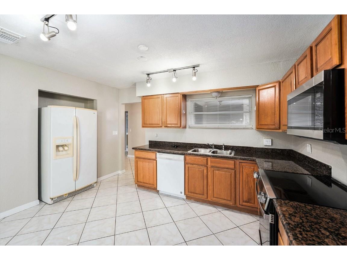 4260 Narvarez Way S Saint Petersburg FL 33712 O6362965 image10