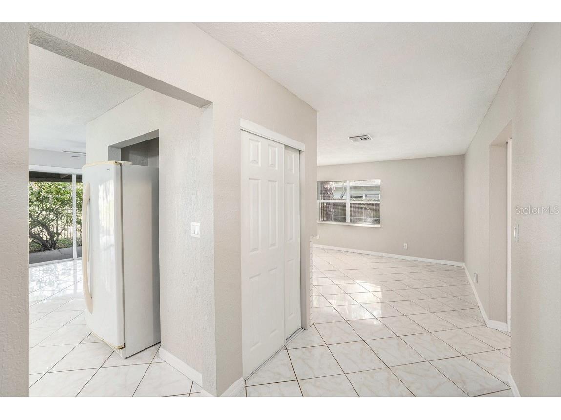 4260 Narvarez Way S Saint Petersburg FL 33712 O6362965 image11