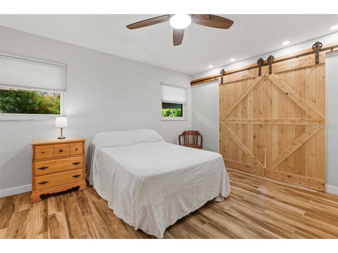 4261 14th Street NE Saint Petersburg FL 33703 TB8434466 image19