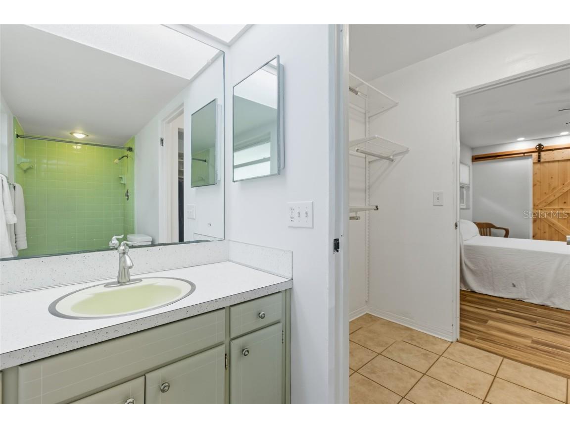 4261 14th Street NE Saint Petersburg FL 33703 TB8434466 image24