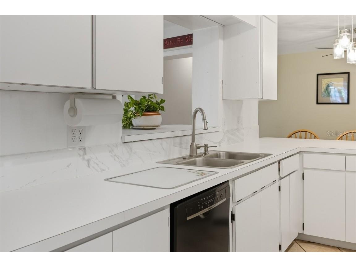 4261 14th Street NE Saint Petersburg FL 33703 TB8434466 image26