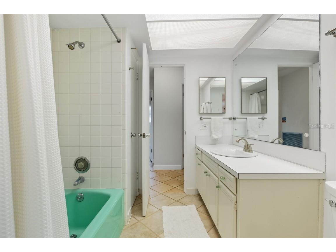 4261 14th Street NE Saint Petersburg FL 33703 TB8434466 image32