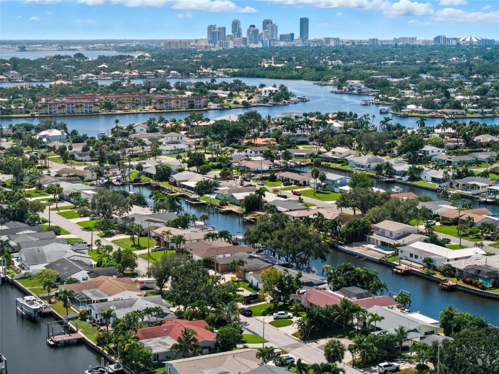 4261 14th Street NE Saint Petersburg FL 33703 TB8434466 image53