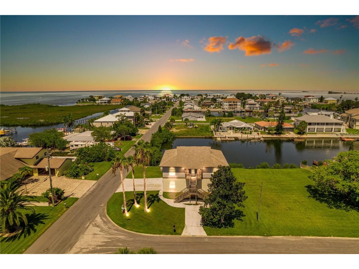 4261 Paradise Circle Hernando Beach FL 34607 - GULF OF MEXICO W7866795 image1