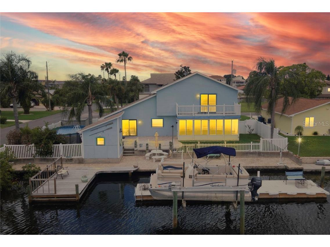 4262 Paradise Circle Hernando Beach FL 34607 W7865945 image1