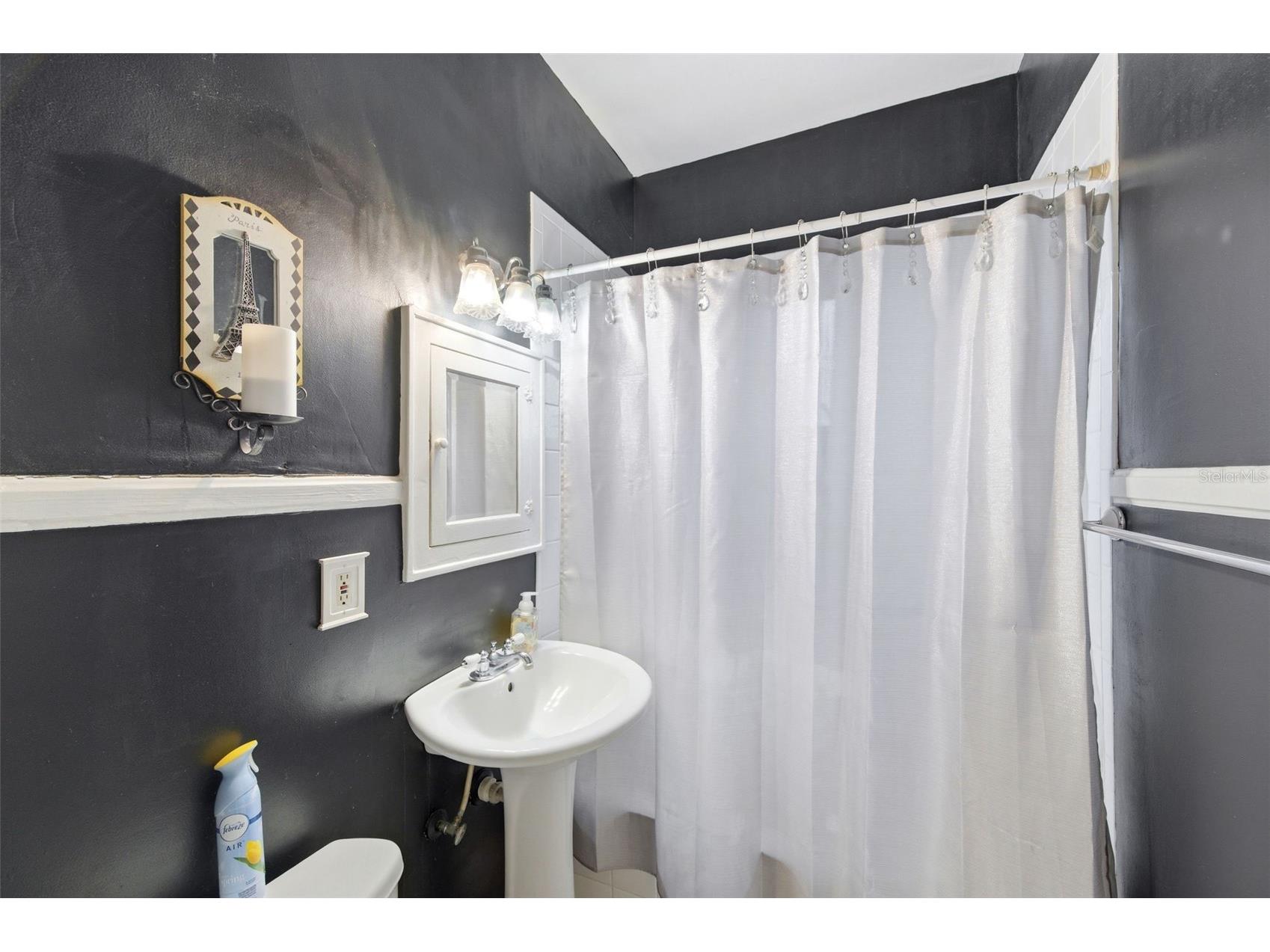 4263 5th Avenue N Saint Petersburg FL 33713 TB8511710 image10