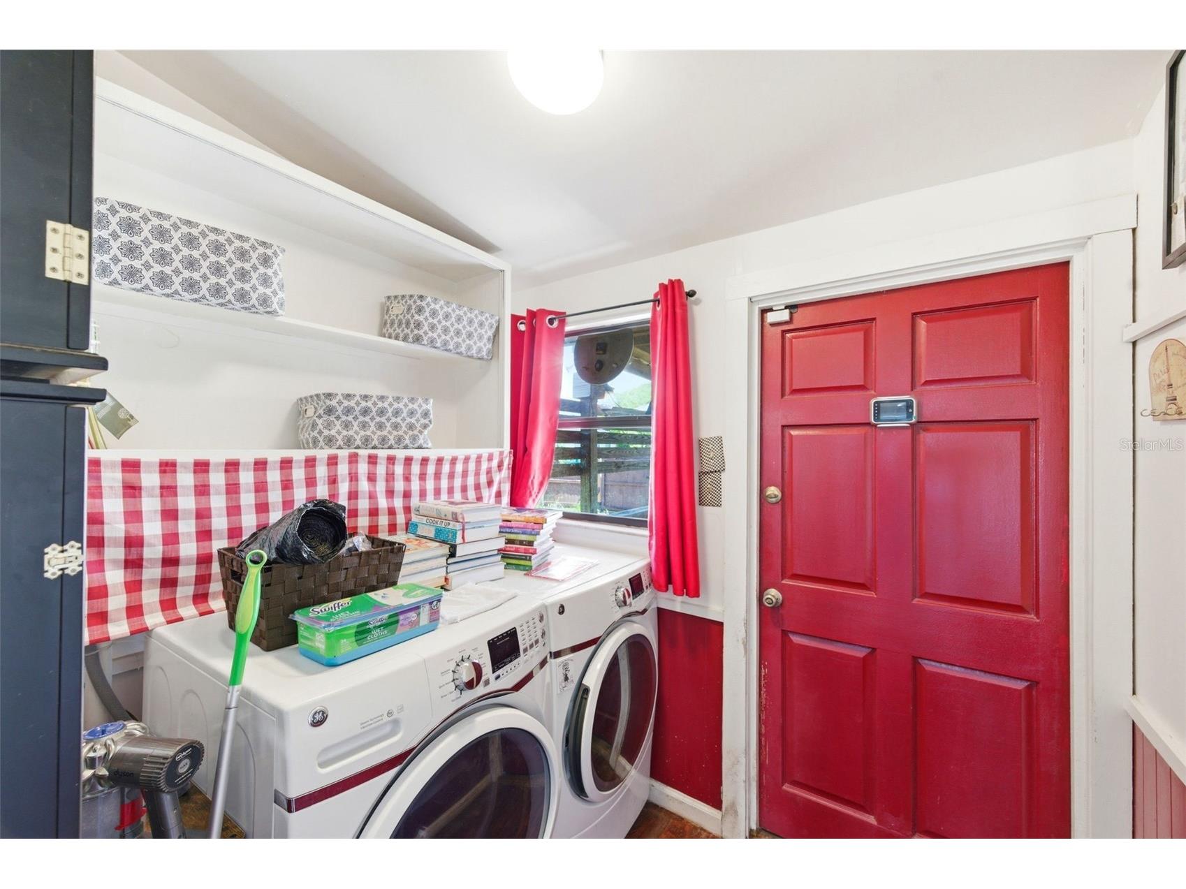 4263 5th Avenue N Saint Petersburg FL 33713 TB8511710 image13