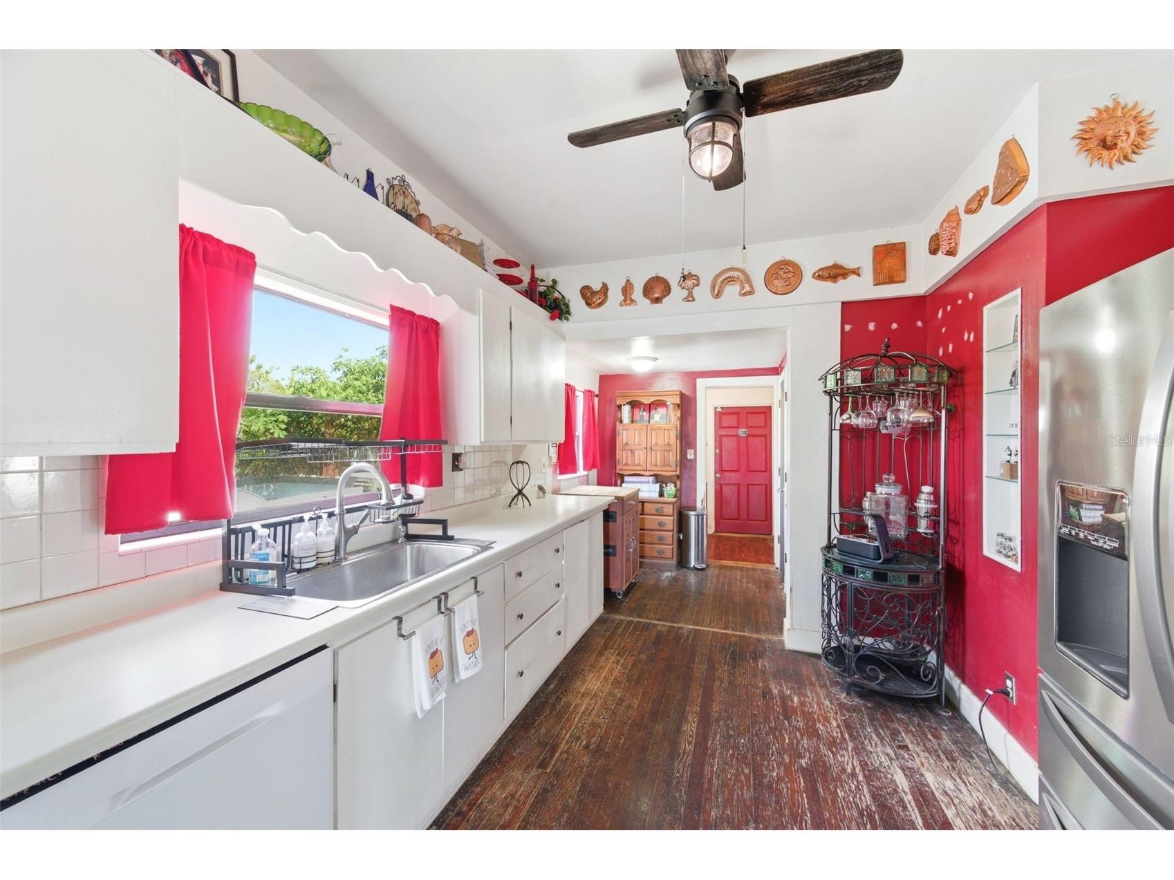 4263 5th Avenue N Saint Petersburg FL 33713 TB8511710 image5