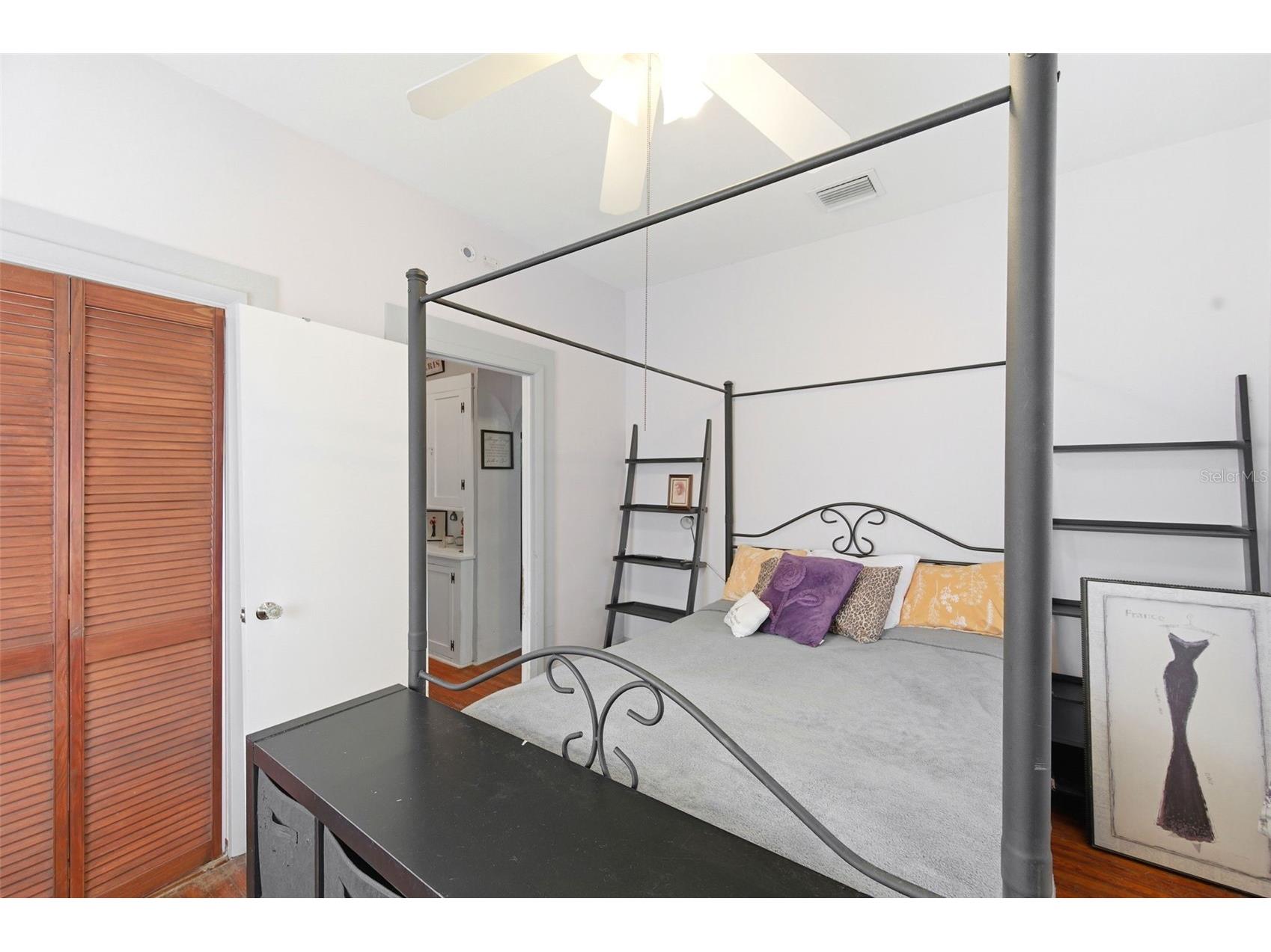 4263 5th Avenue N Saint Petersburg FL 33713 TB8511710 image8