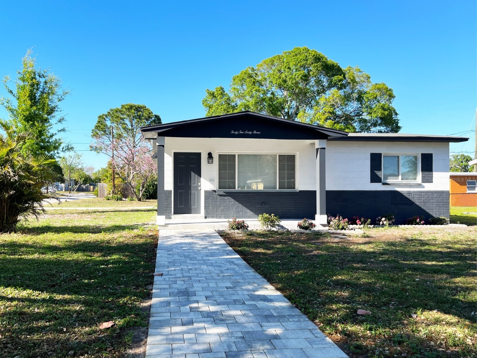 4263 7th Avenue N Saint Petersburg FL 33713 TB8488166 image1