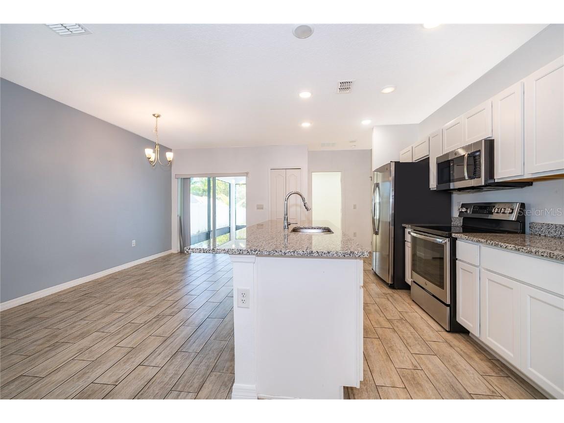 4264 Desert Rose Avenue Kissimmee FL 34746 S5136491 image9