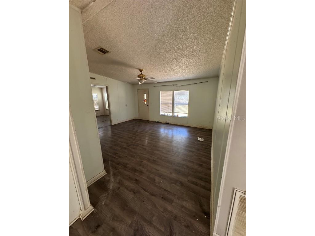 4266 County Road 691 Webster FL 33597 TB8379813 image17