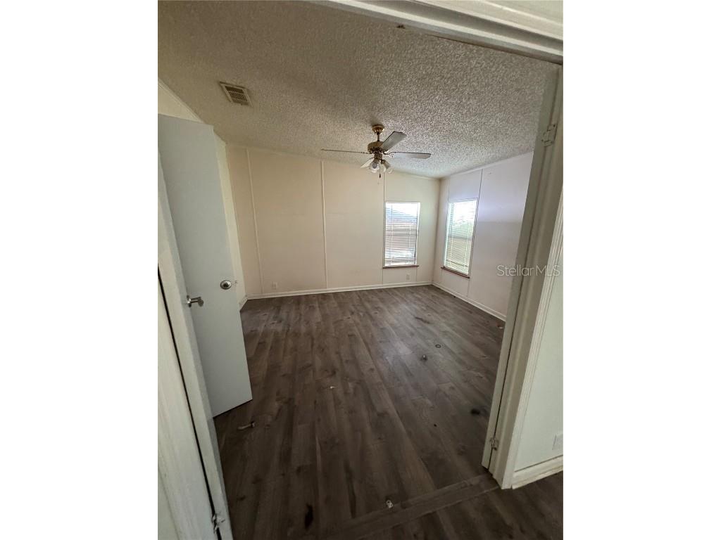 4266 County Road 691 Webster FL 33597 TB8379813 image19