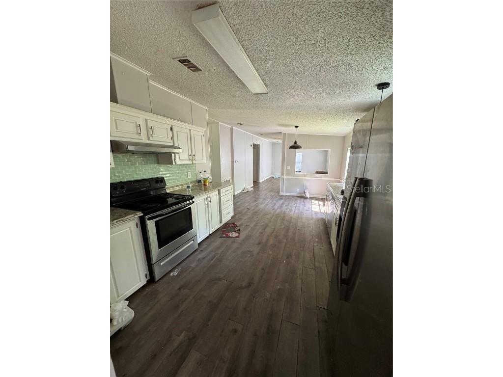 4266 County Road 691 Webster FL 33597 TB8379813 image8