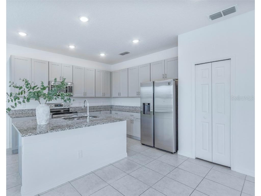 4266 Wrangler Lane Mascotte FL 34753 O6319787 image3