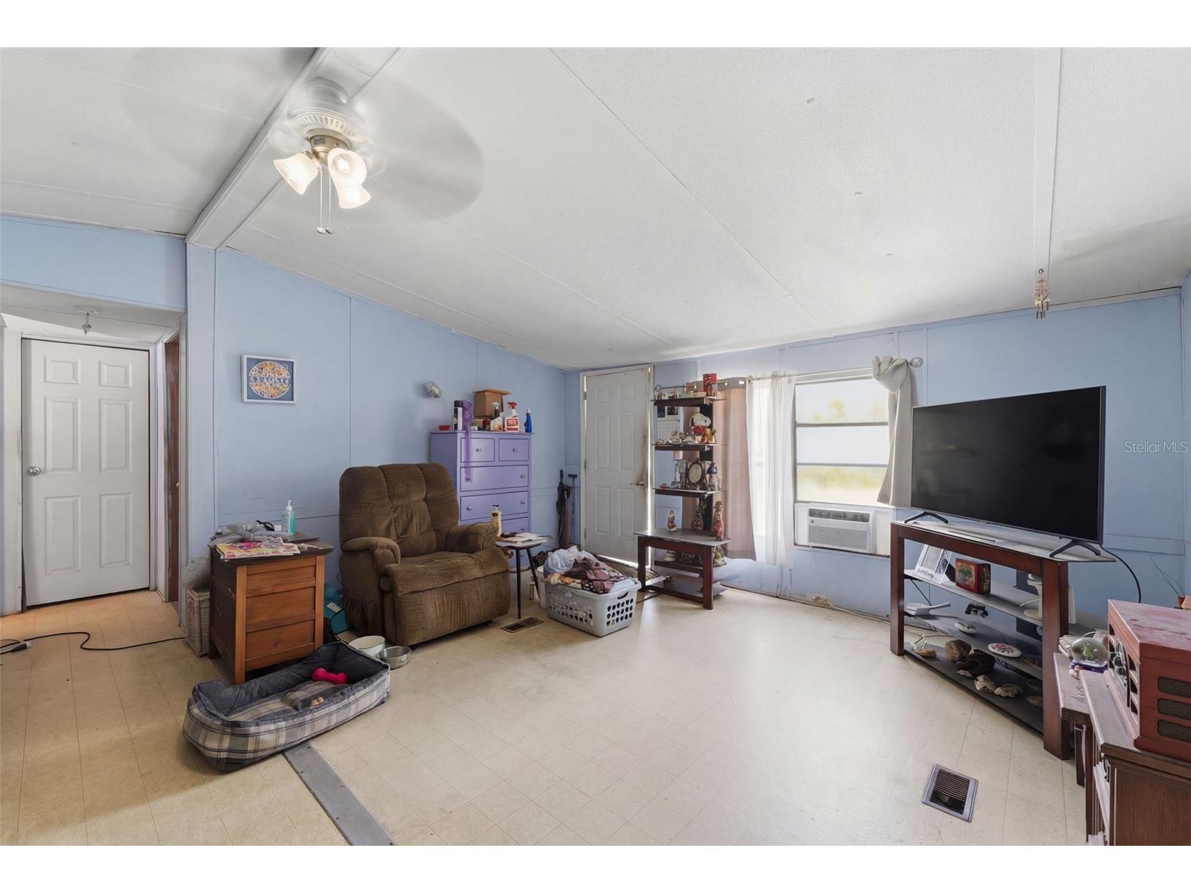 4267 Neff Lake Road Brooksville FL 34601 W7884351 image5