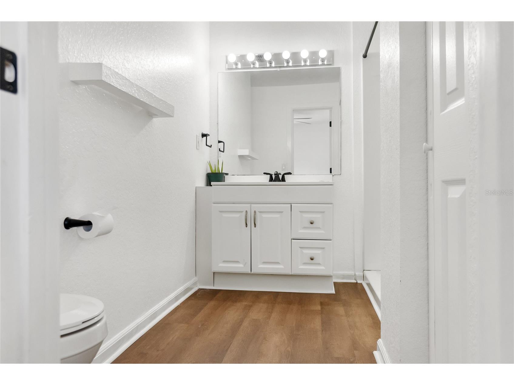4268 Backensto Street North Port FL 34291 A4693657 image32