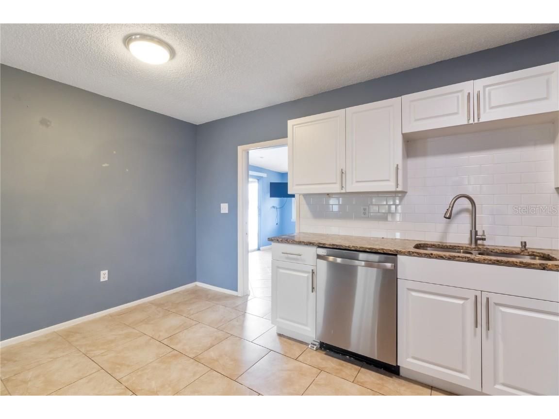 4268 Grobe Street North Port FL 34287 C7519160 image11