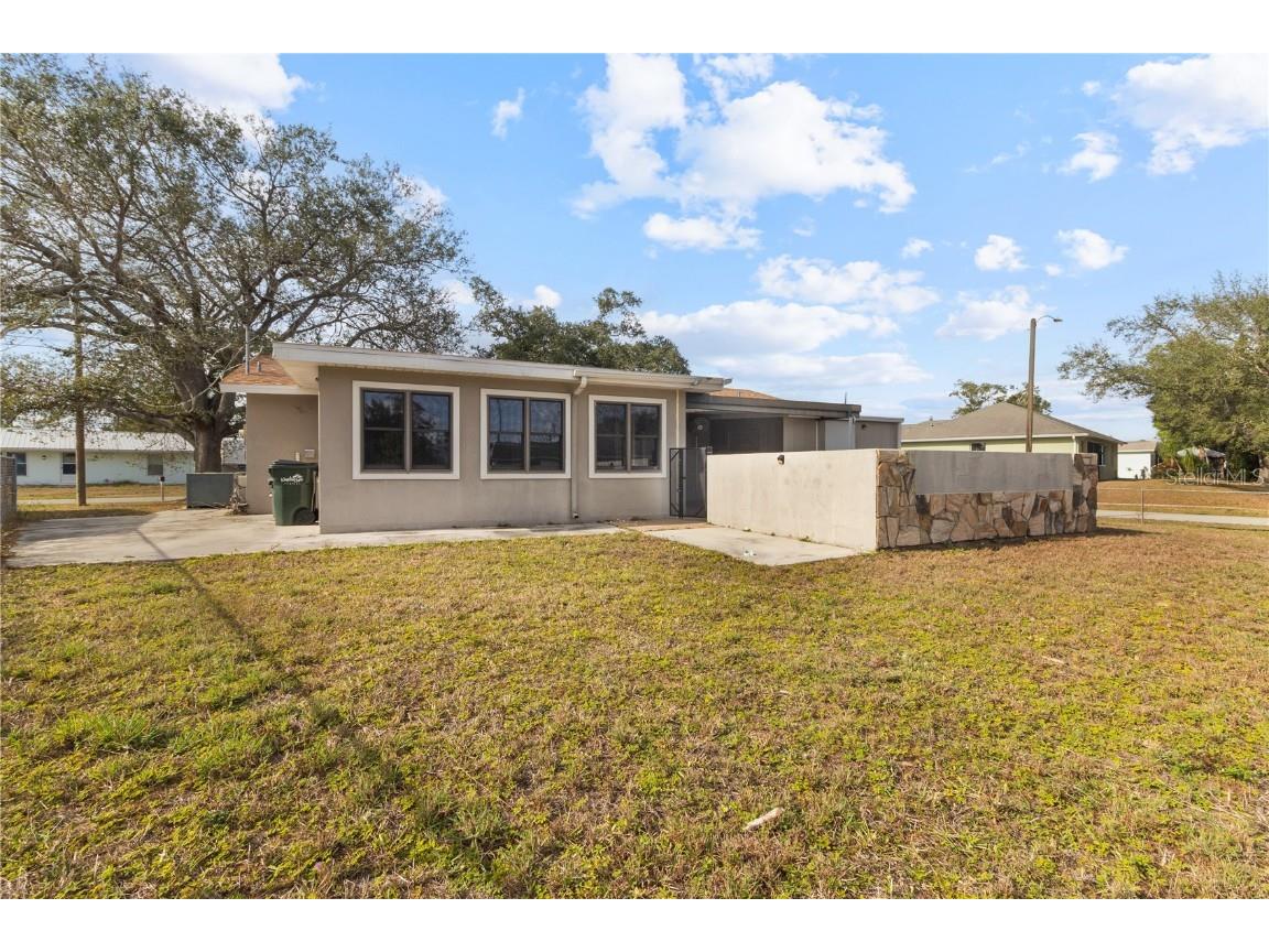 4268 Grobe Street North Port FL 34287 C7519160 image30