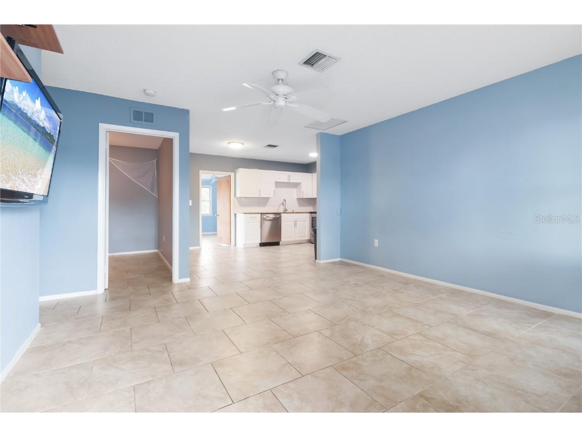 4268 Grobe Street North Port FL 34287 C7519160 image5