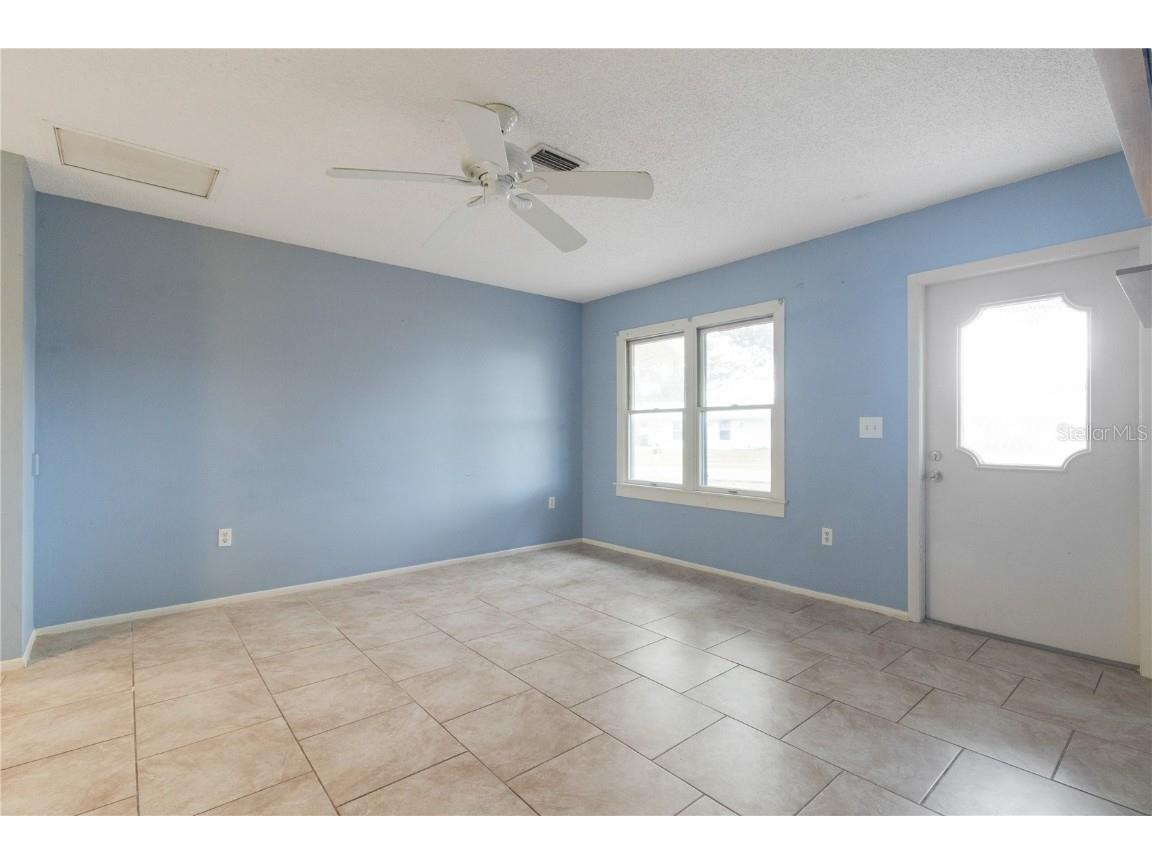 4268 Grobe Street North Port FL 34287 C7519160 image6