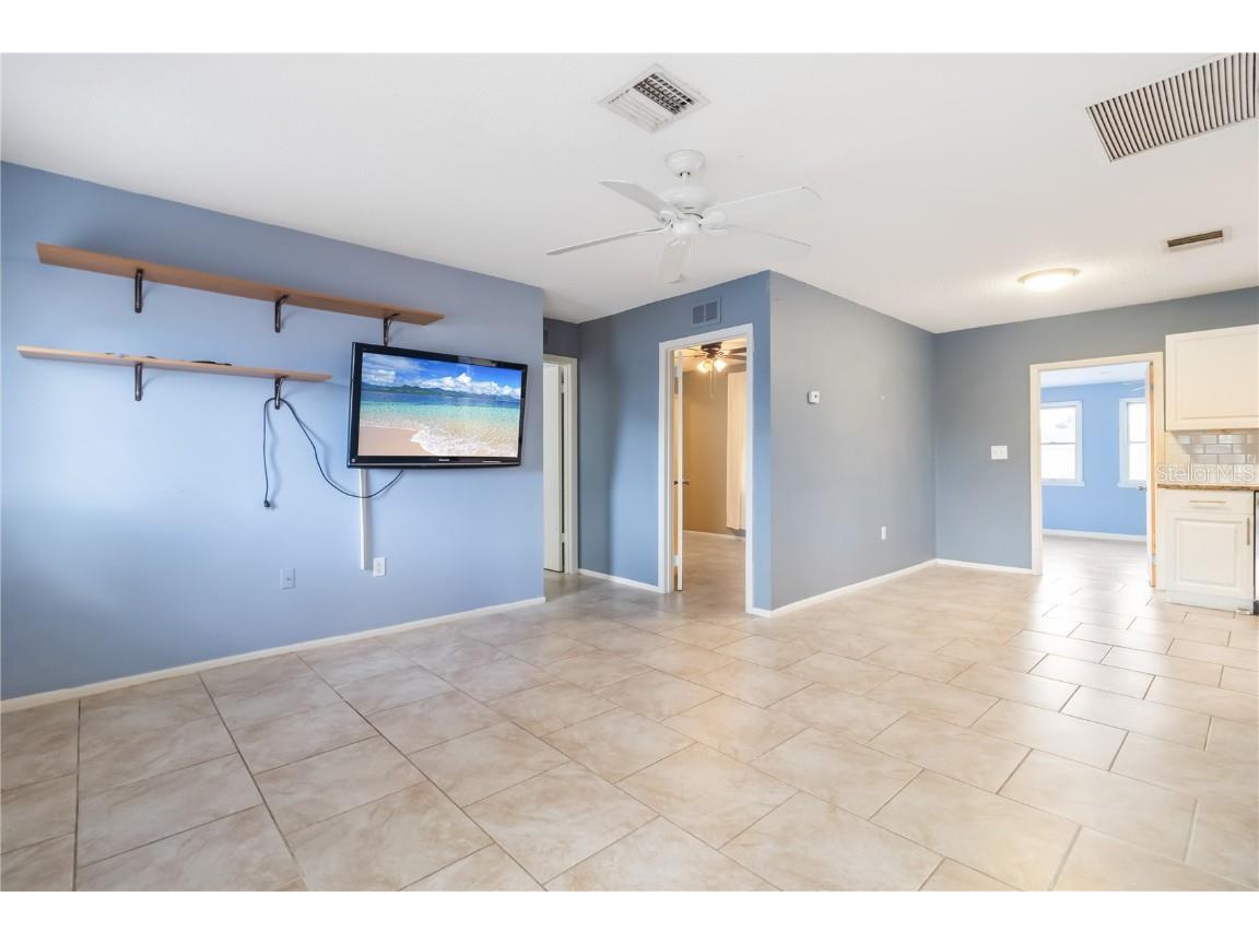 4268 Grobe Street North Port FL 34287 C7519160 image8