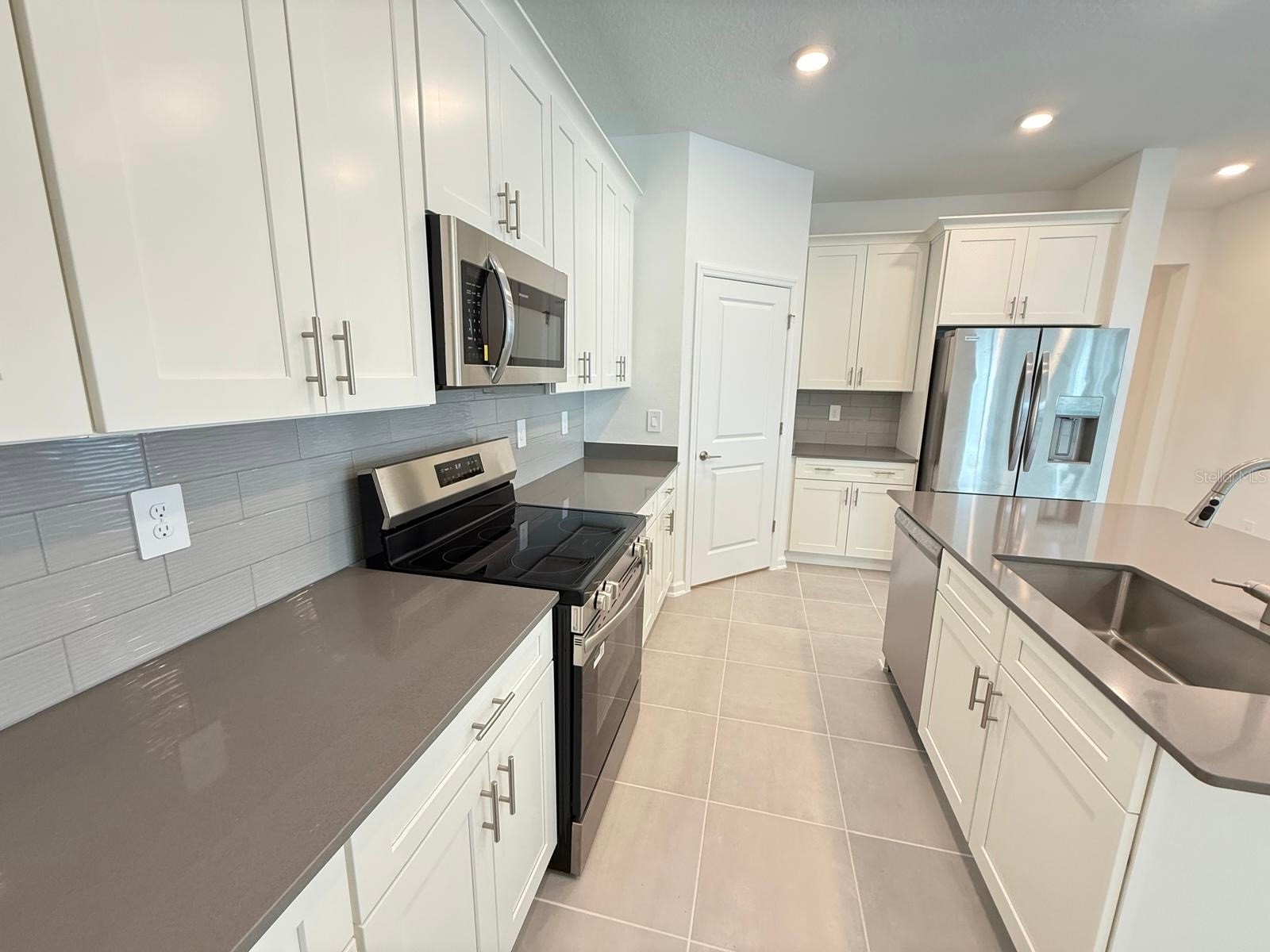 4269 Curacao Place Kissimmee FL 34758 S5141519 image4