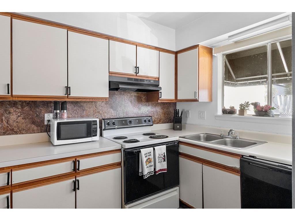 4269 S Semoran Boulevard #14 Orlando FL 32822 O6392200 image9