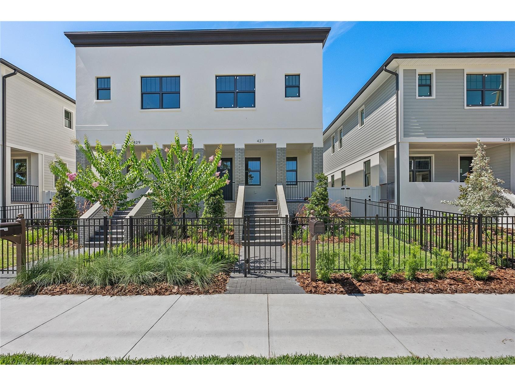 427 11th Avenue S Saint Petersburg FL 33701 TB8482338 image1