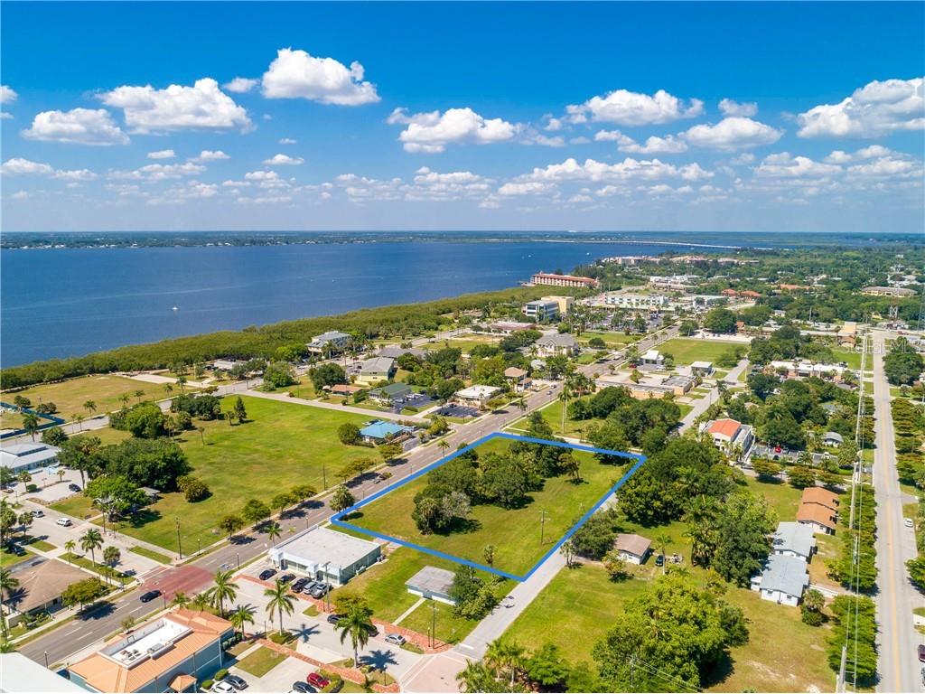 427407 417 425 E Olympia Avenue Punta Gorda FL 33950 C7414778 image4