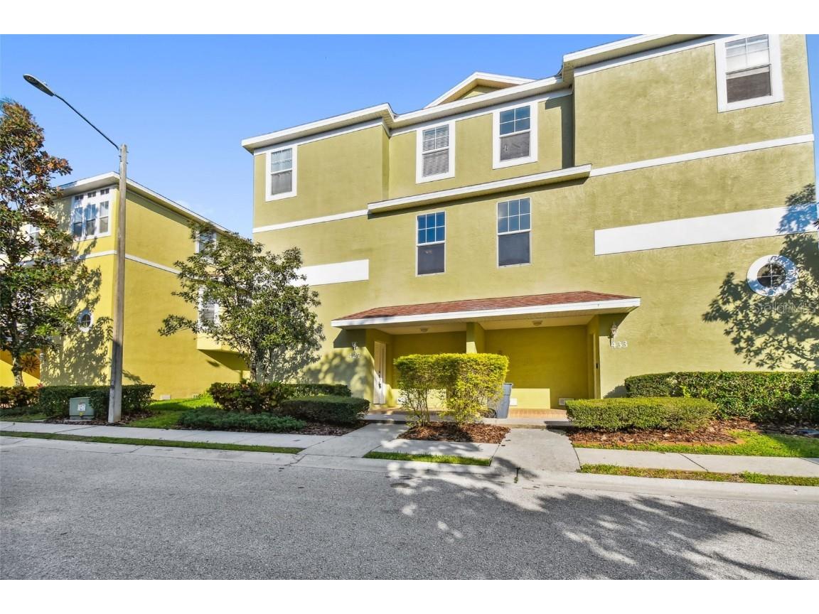 427 Bayou Village Drive Tarpon Springs FL 34689 W7858174 image1