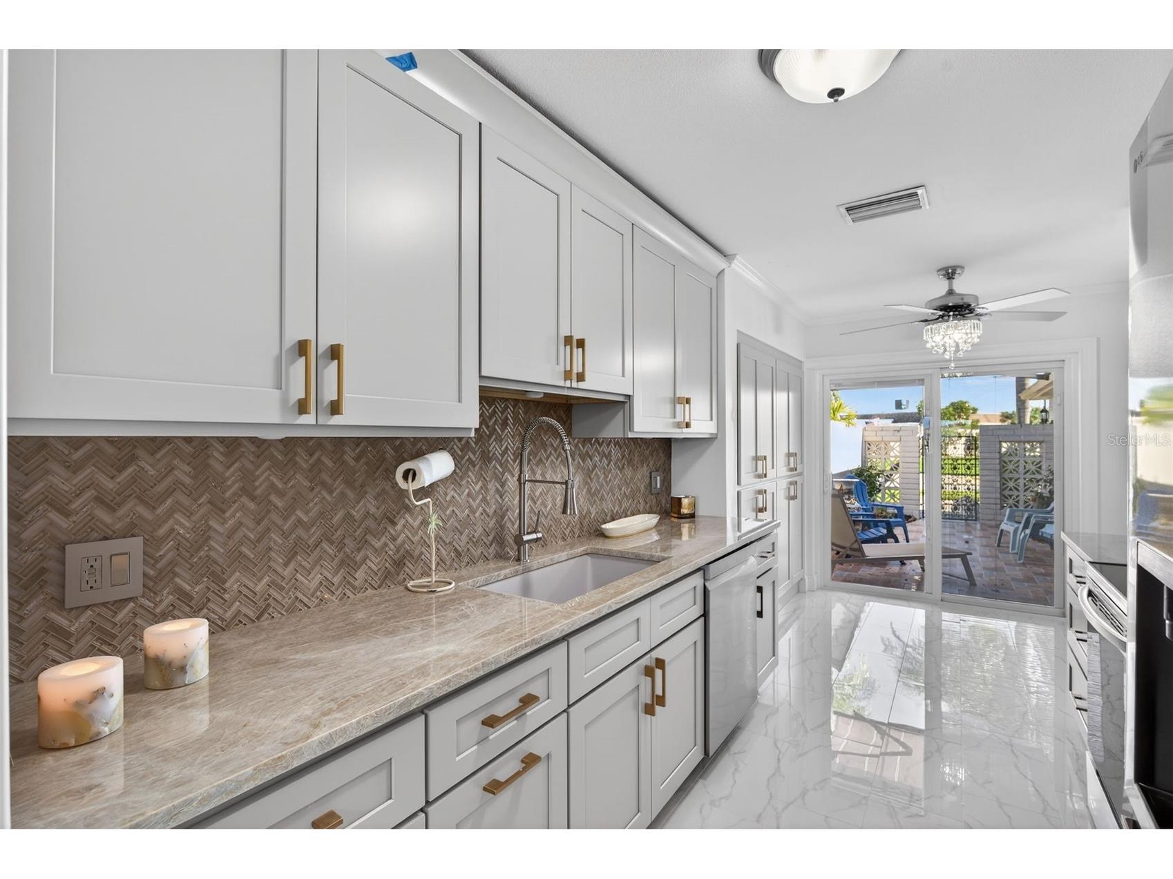 427 Boca Ciega Point Boulevard N Saint Petersburg FL 33708 - BOCA CIEGA BAY TB8465670 image12
