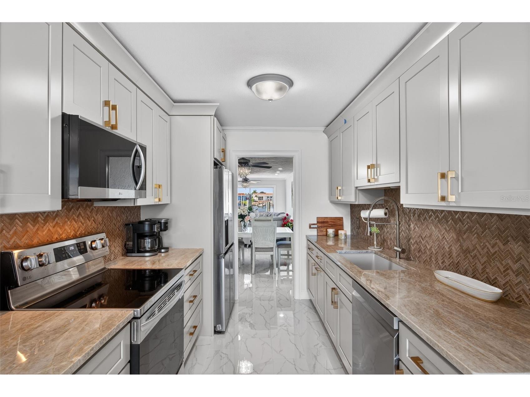 427 Boca Ciega Point Boulevard N Saint Petersburg FL 33708 - BOCA CIEGA BAY TB8465670 image17