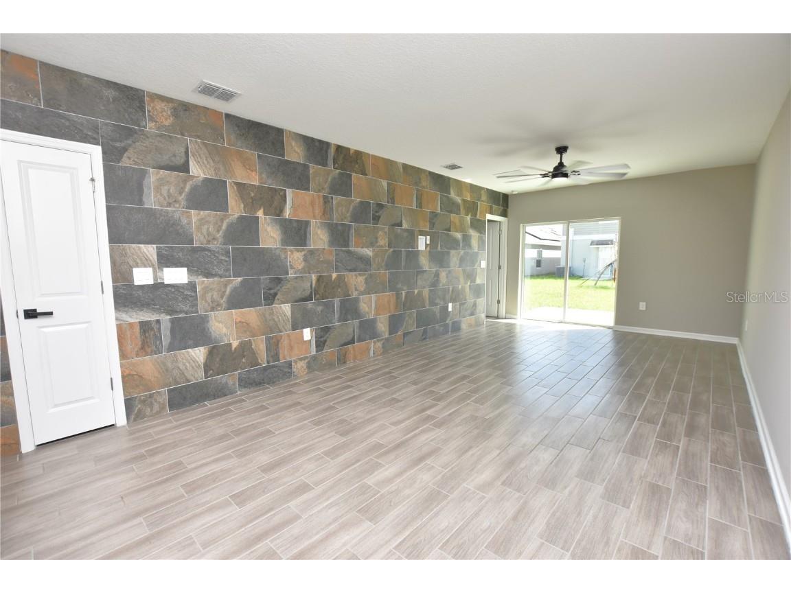 427 Cool Summer Lane Davenport FL 33837 L4956438 image11