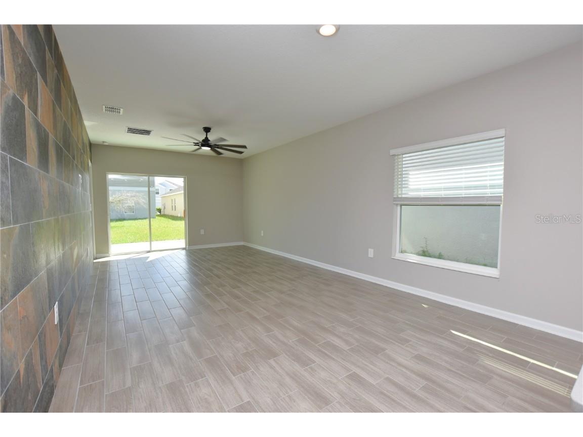 427 Cool Summer Lane Davenport FL 33837 L4956438 image12