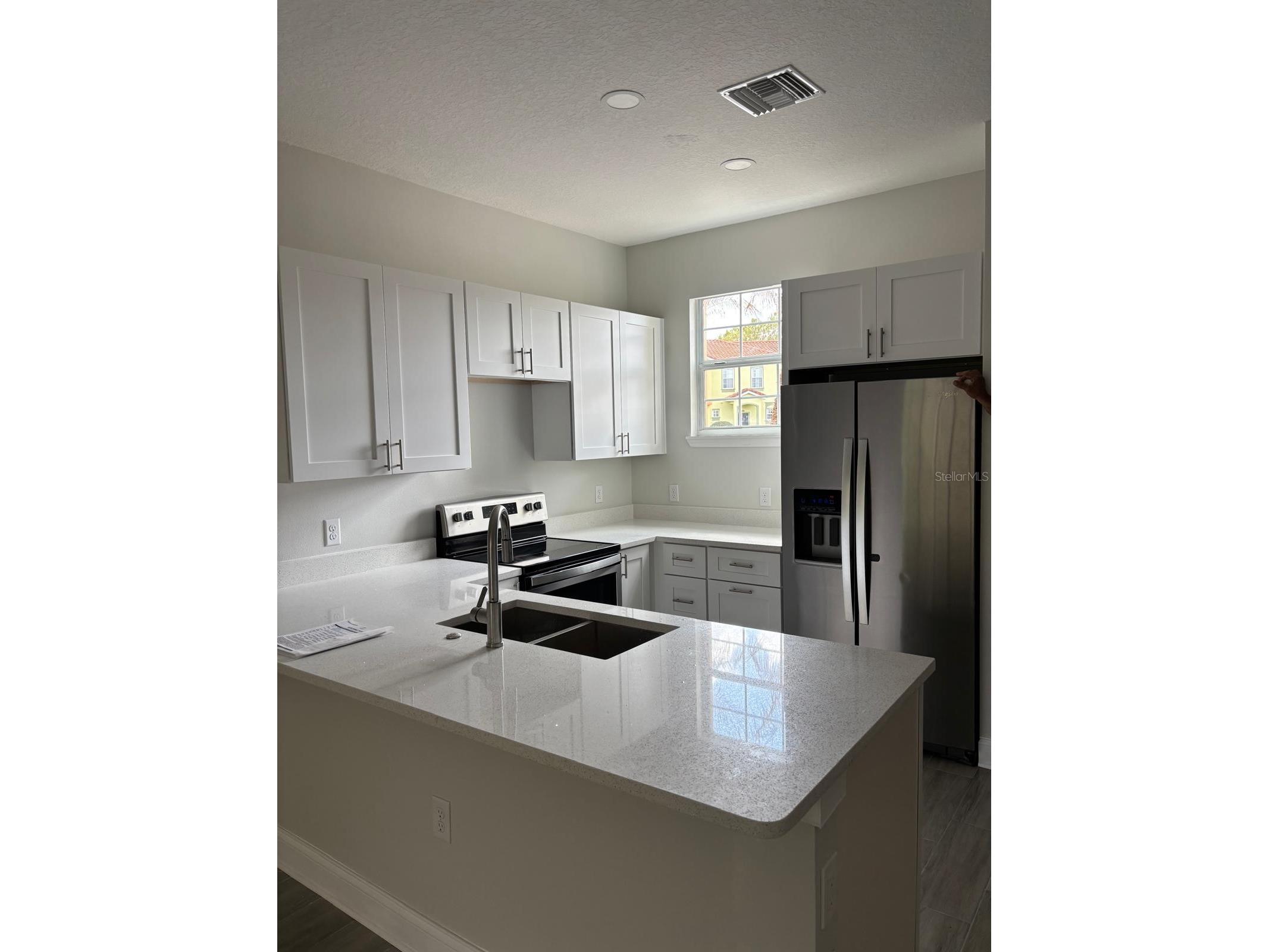 427 Madison Circle Davenport FL 33896 O6390600 image5