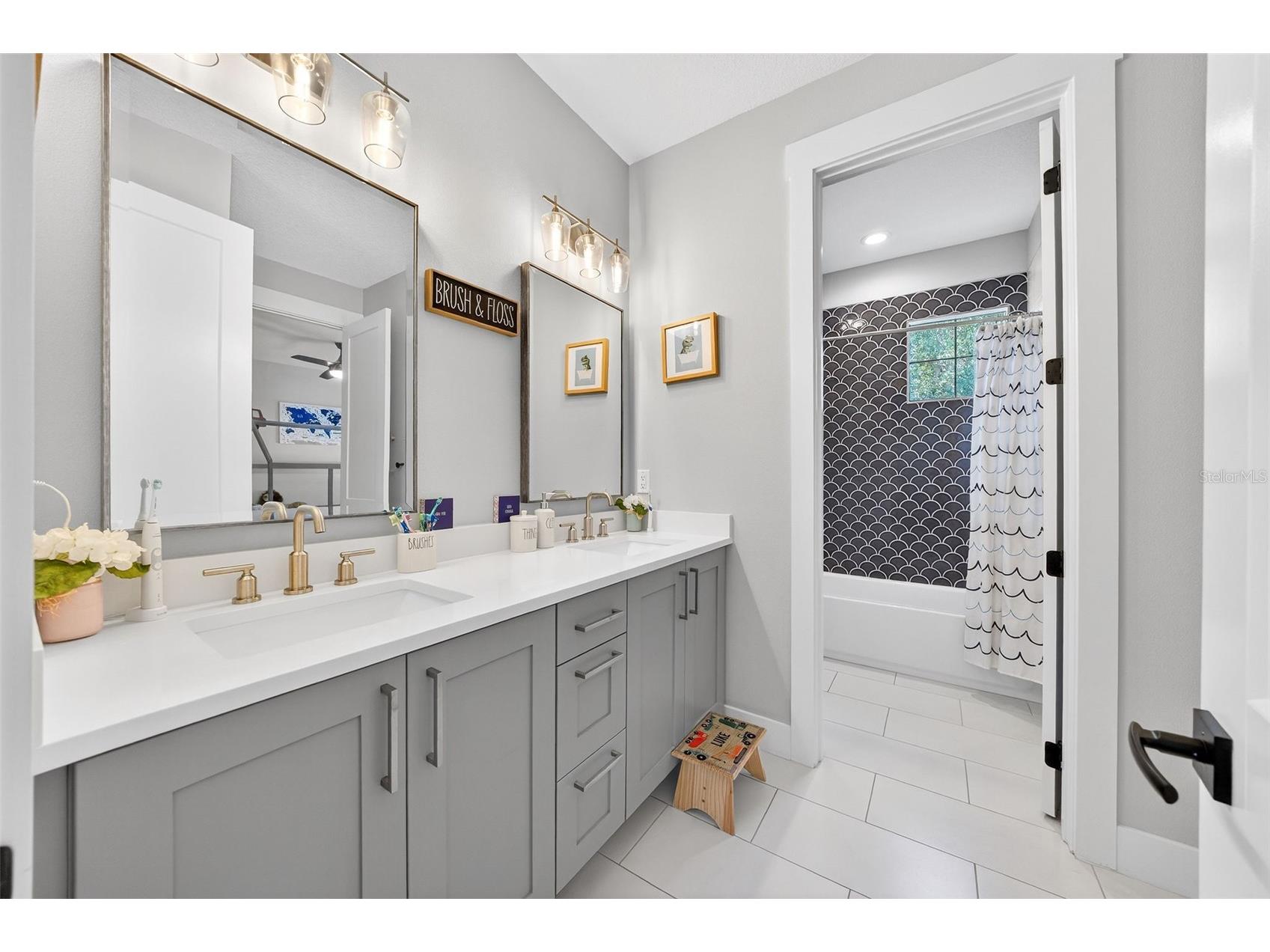 427 Raehn Street Orlando FL 32806 O6401184 image39