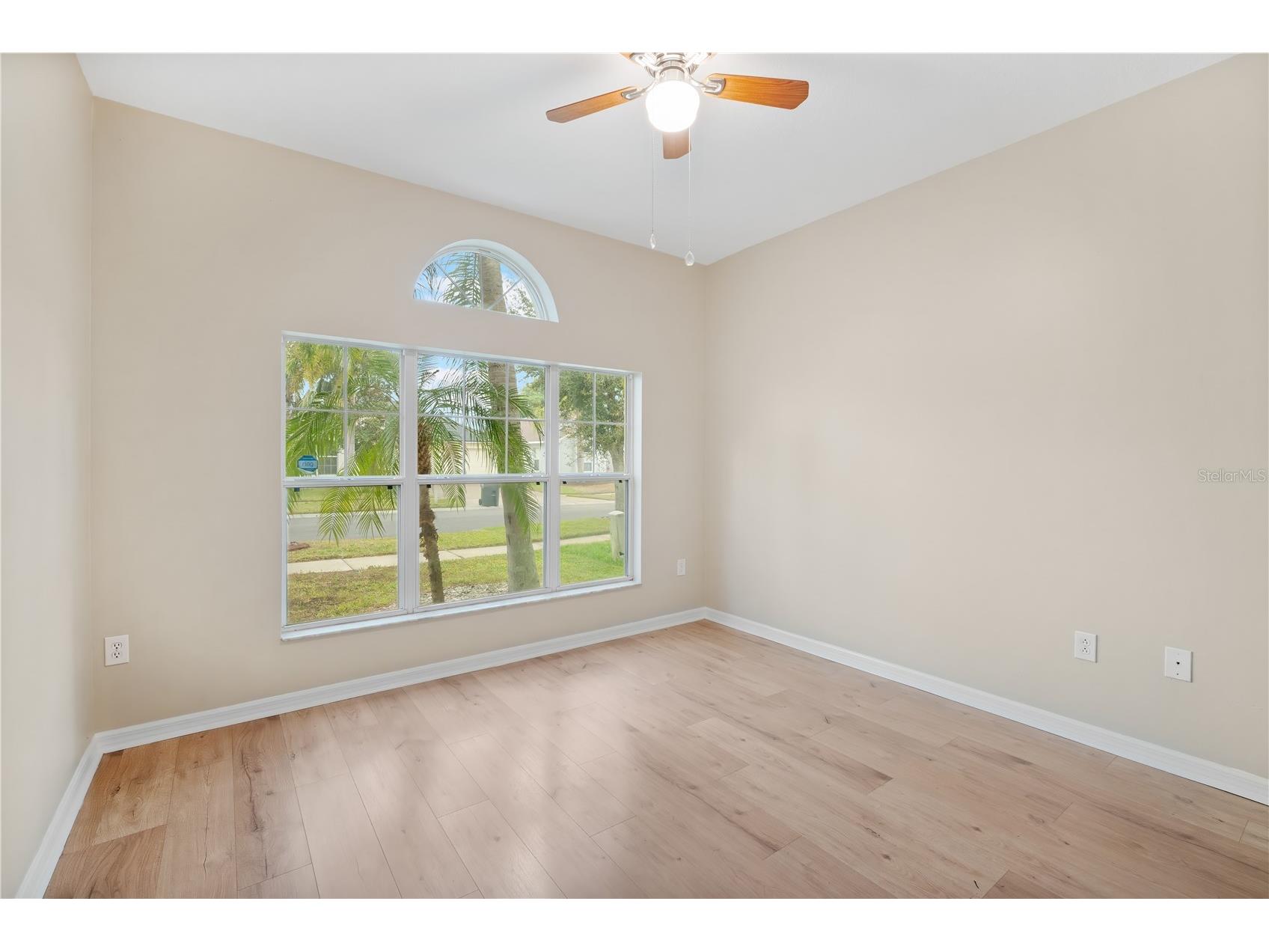 427 Stone Briar Drive Ruskin FL 33570 TB8461334 image4