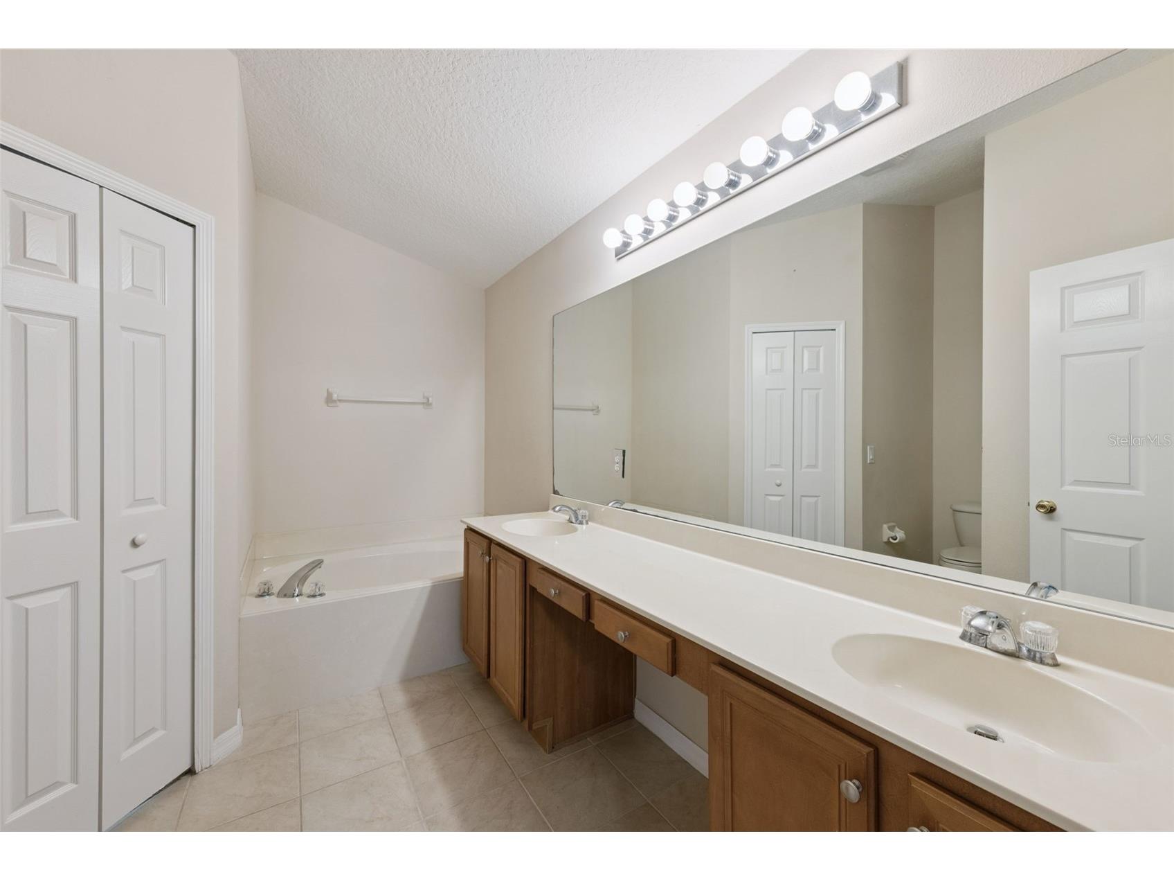 427 Sycamore Springs Street Debary FL 32713 O6420629 image21