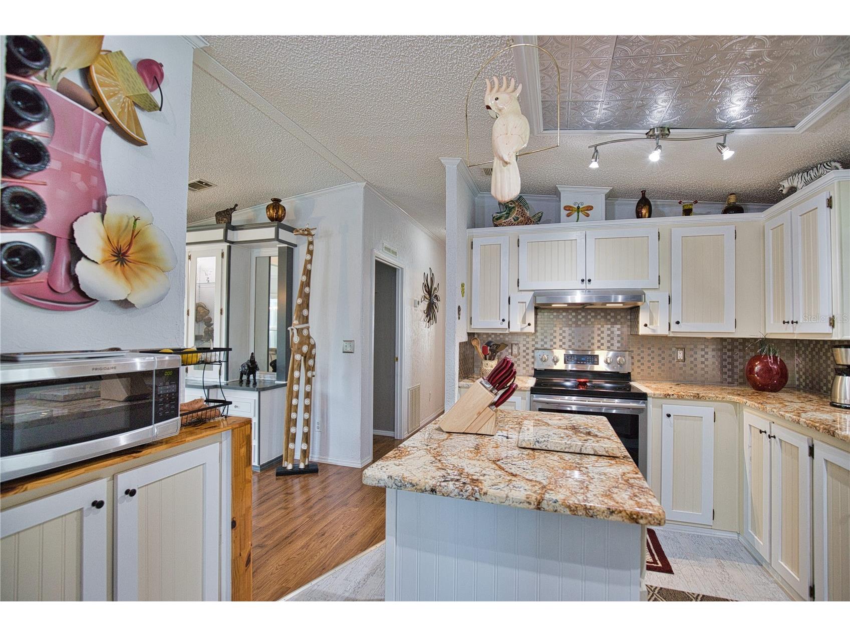 427 Tarde Logo Circle North Port FL 34287 TB8459477 image10