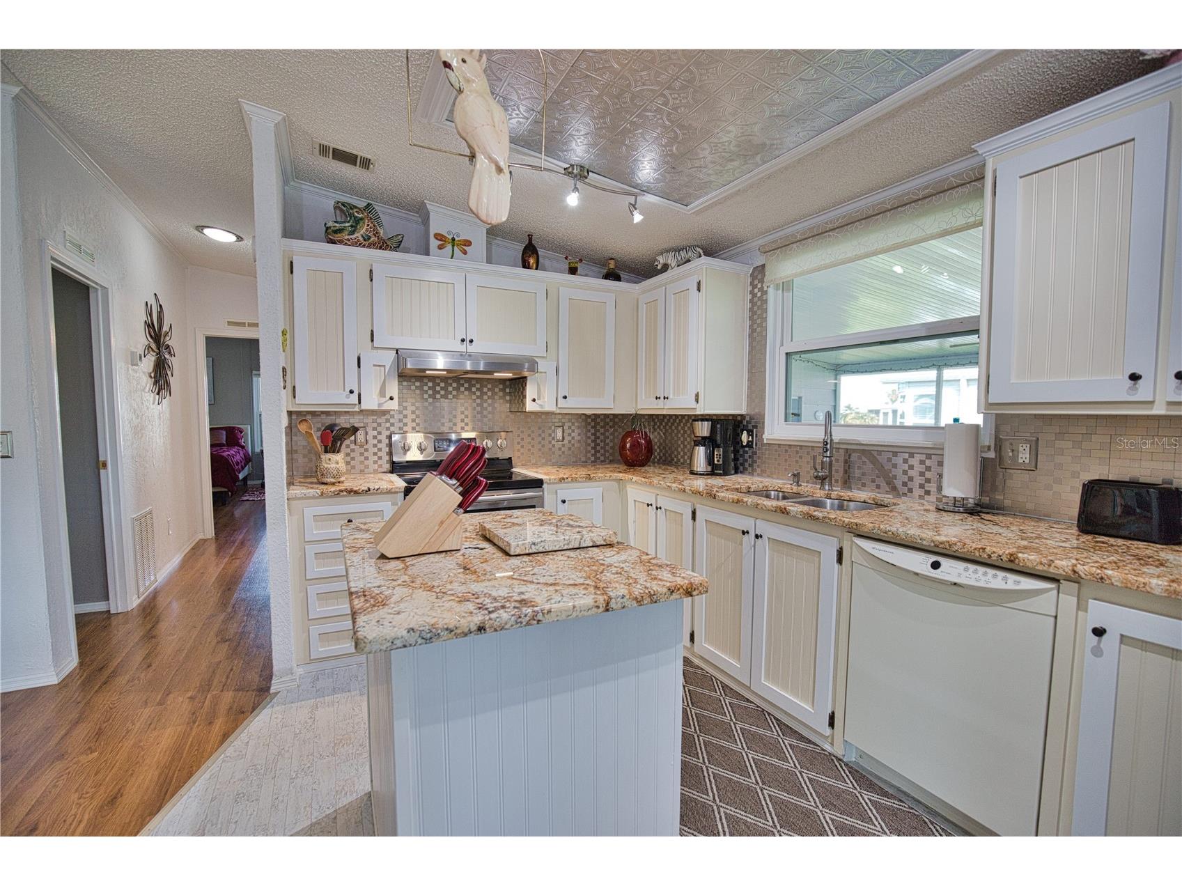 427 Tarde Logo Circle North Port FL 34287 TB8459477 image11