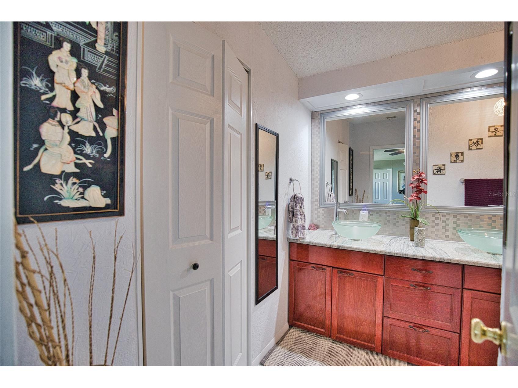 427 Tarde Logo Circle North Port FL 34287 TB8459477 image34