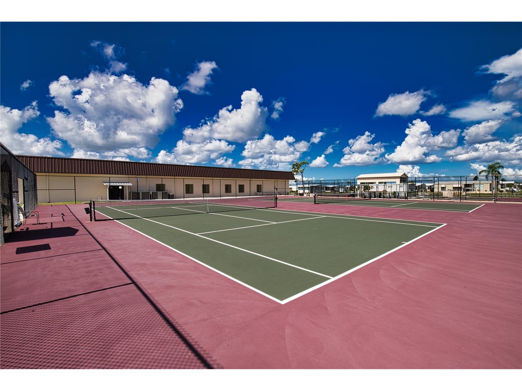 427 Tarde Logo Circle North Port FL 34287 TB8459477 image69