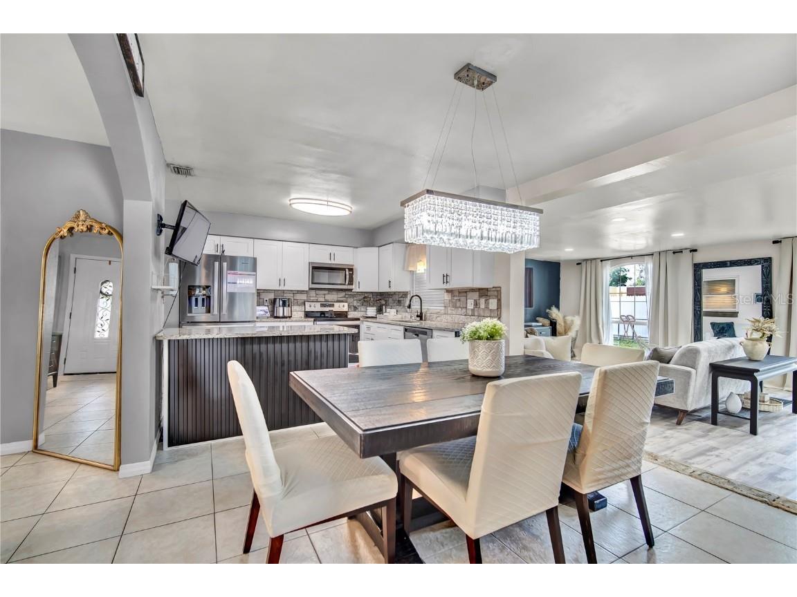 427 W Lakeview Avenue Lake Mary FL 32746 - Crystal Lake O6342055 image12