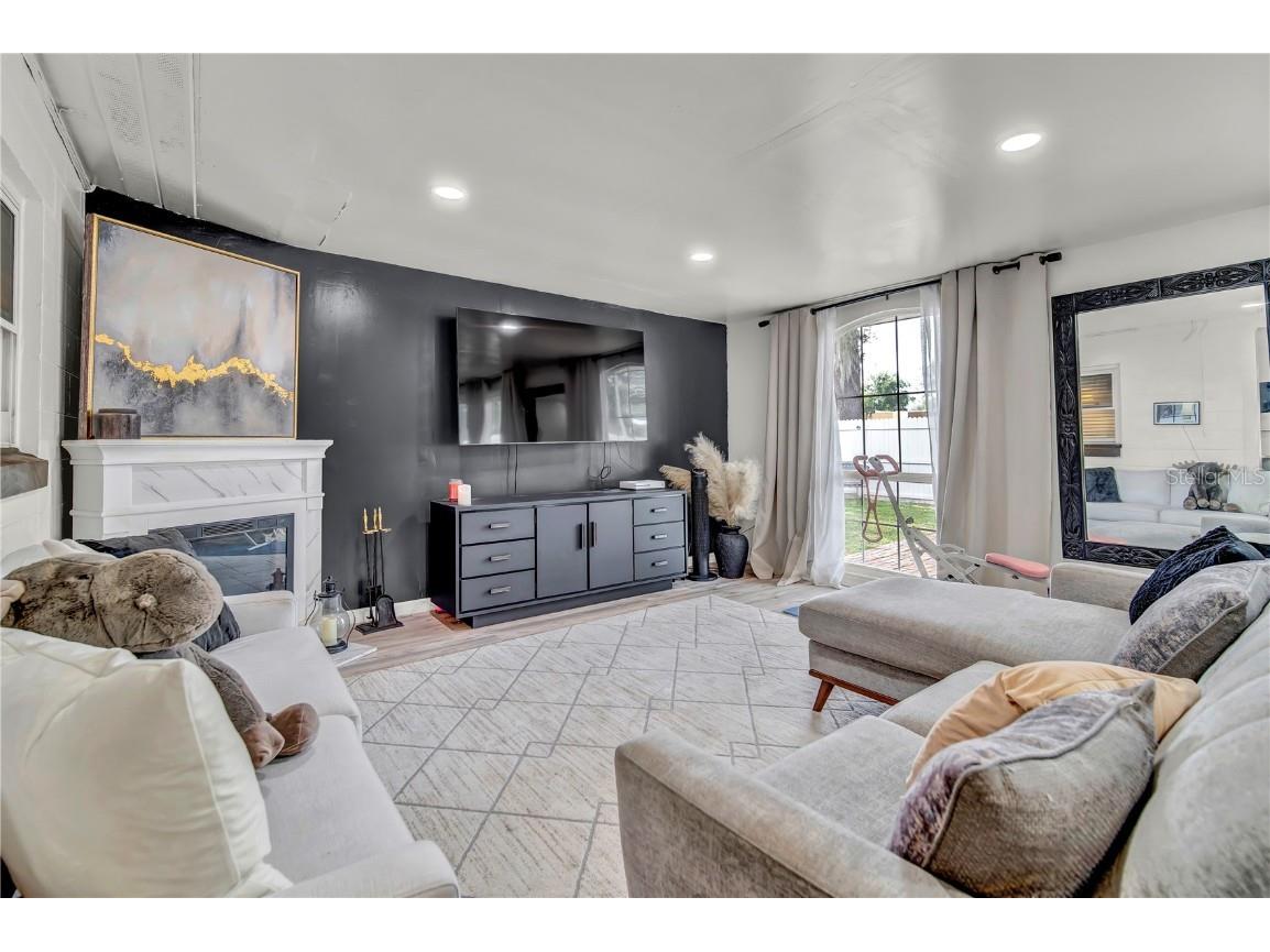 427 W Lakeview Avenue Lake Mary FL 32746 - Crystal Lake O6342055 image14