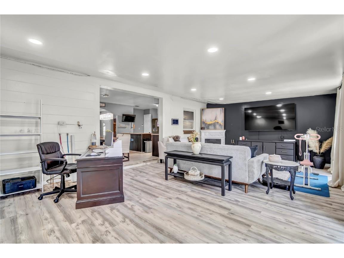 427 W Lakeview Avenue Lake Mary FL 32746 - Crystal Lake O6342055 image16